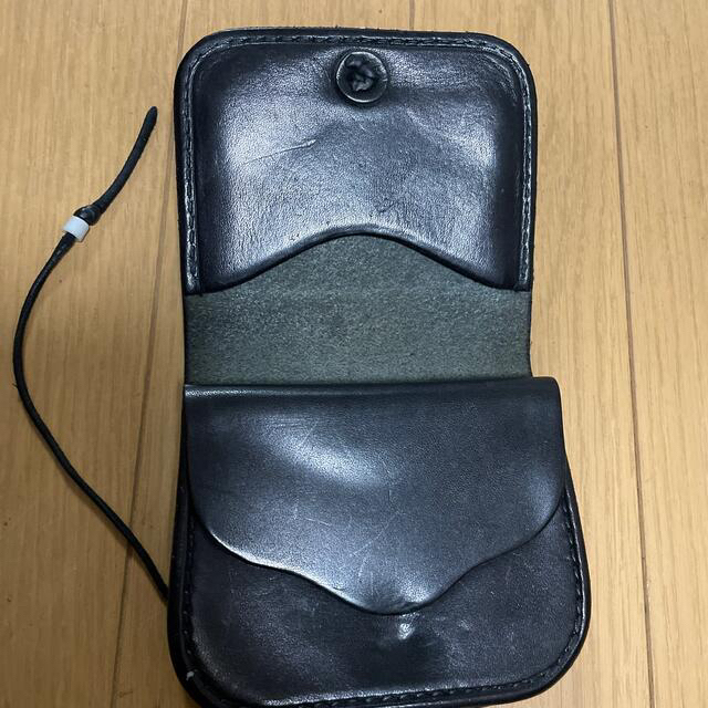 goro's - goro's フラワーコンチョゴローズ 角型小銭入れ 黒 マチ有り