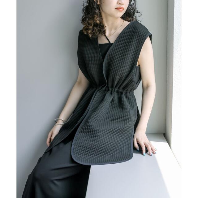 MW TRIACETATE-D Vネックブラウス ダークネイビー 40 新品