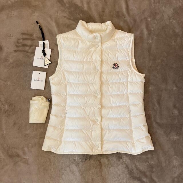 MONCLER - 新品♡ モンクレール ダウンベスト 白 サイズ 14の通販 by