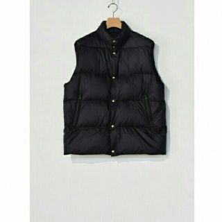 COMOLI（ダウンベスト）のフリマアイテム一覧