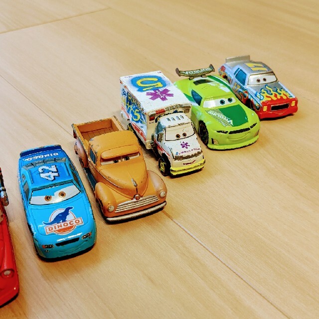 Takara Tomy - トミカ カーズ 10台まとめ売り(おまけ付き)の通販 by