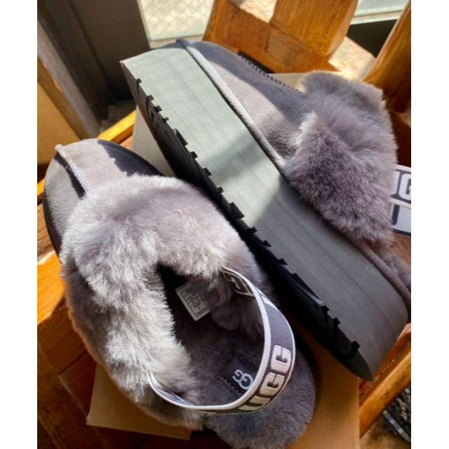 完売しました。。✨未使用✨24～25✨UGG✨FUNKETTE✨ファンケット✨の