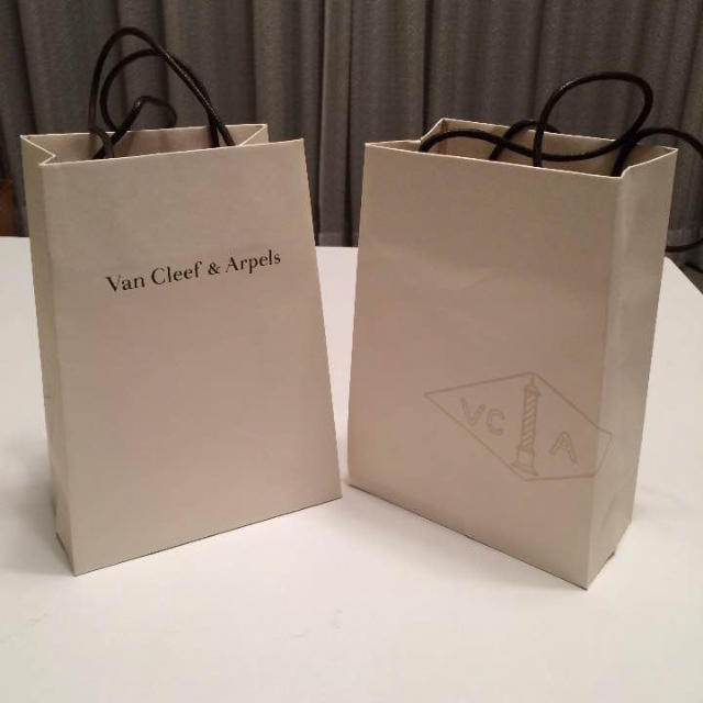 Van Cleef & Arpels - ヴァンクリーフ アーペルのショッパーの通販 by