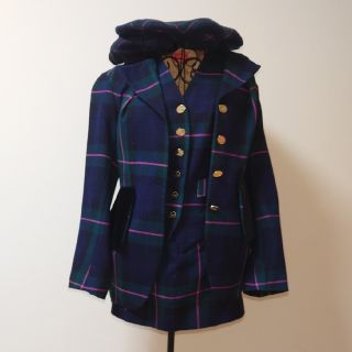 Vivienne Westwood（ベスト/ジレ）のフリマアイテム一覧