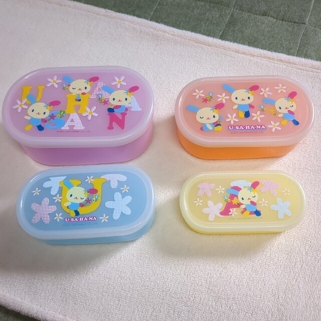 サンリオ - ウサハナ 入れ子式弁当箱の通販 by すず's shop｜サンリオ