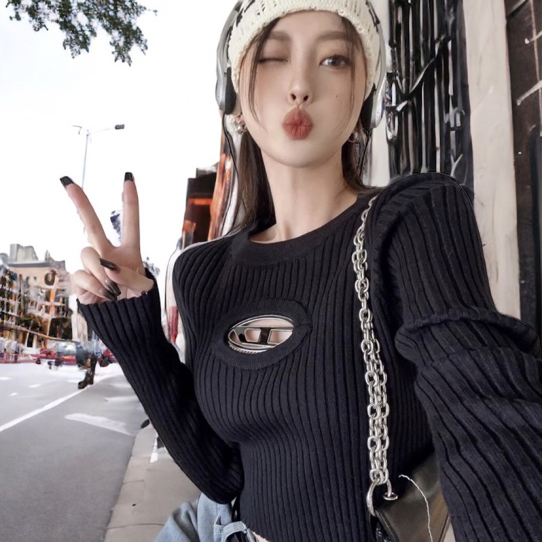 DIESEL - 【新品】diesel ディーゼル ロゴプレート ニット 長袖の通販