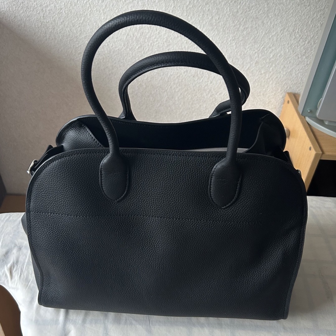 THE ROWザロウ風 マルゴー風バッグ 牛革の通販 by サクラ｜ラクマ