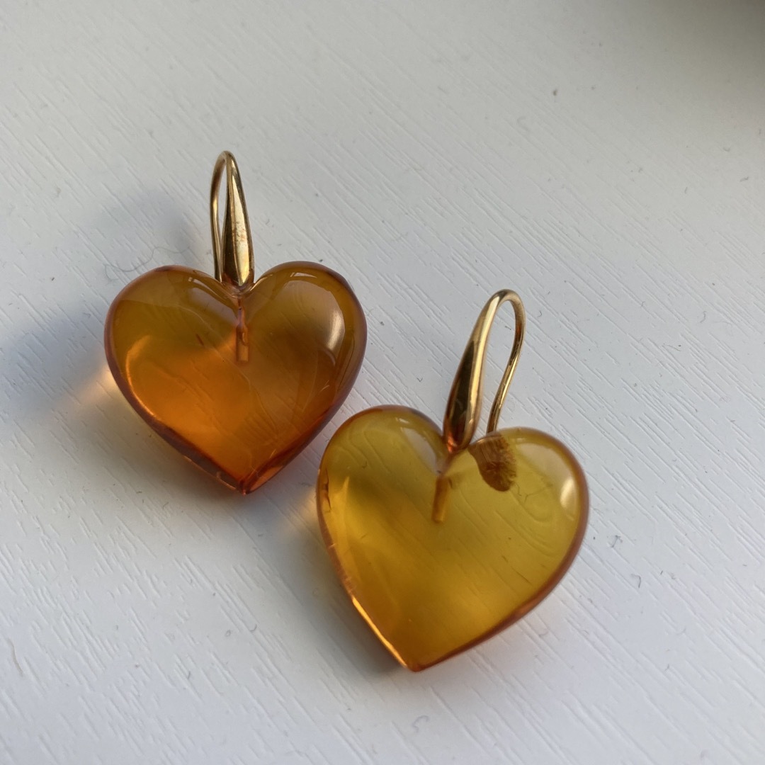 STAR JEWELRY - 【スター・ジュエリー】 琥珀 コハク ハート型ピアスの