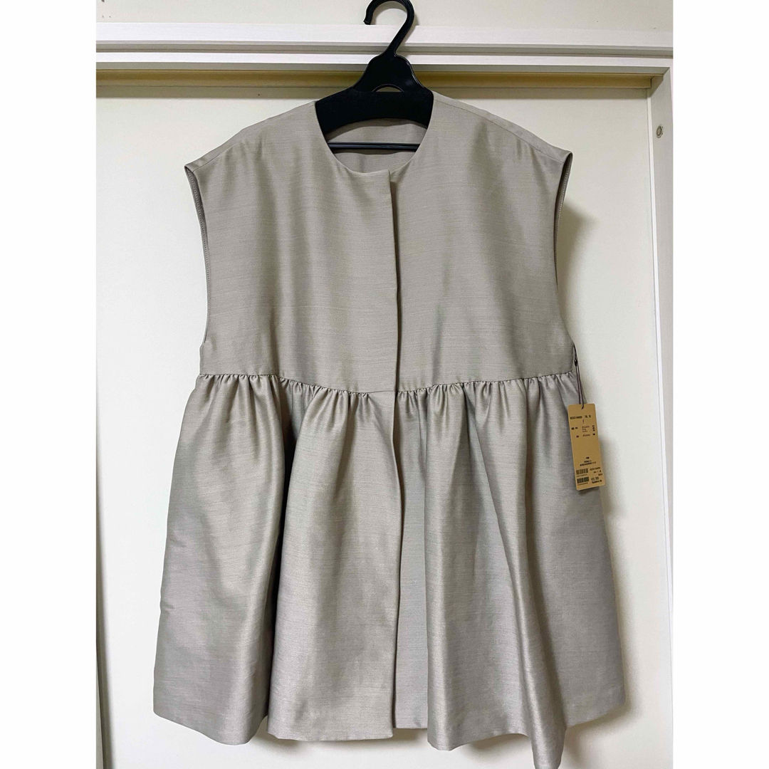 BEARDSLEY - ビアズリー beardsley ペプラムギャザージレ ベージュ