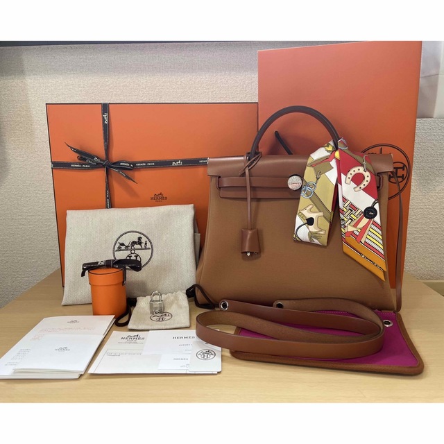 HERMES - エルメス エールバッグジップ31 ツイリー 馬勒とチャーム