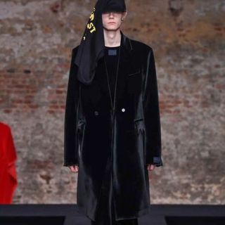 RAF SIMONS（チェスターコート）のフリマアイテム一覧