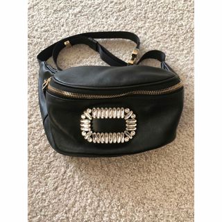 ROGER VIVIER（ボディバッグ/ウエストポーチ）のフリマアイテム一覧