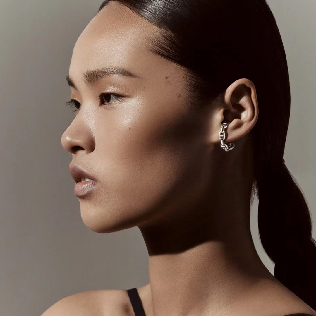 HERMES - 値下げ！HERMES シェーヌダンクル シルバー ピアス 新品未