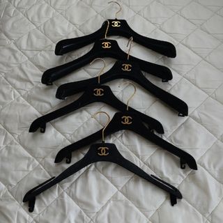 CHANEL（押し入れ収納/ハンガー）のフリマアイテム一覧
