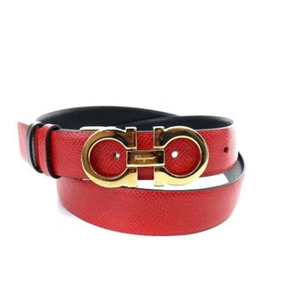 Salvatore Ferragamo（ベルト ・ レッド/赤色系）のフリマアイテム一覧