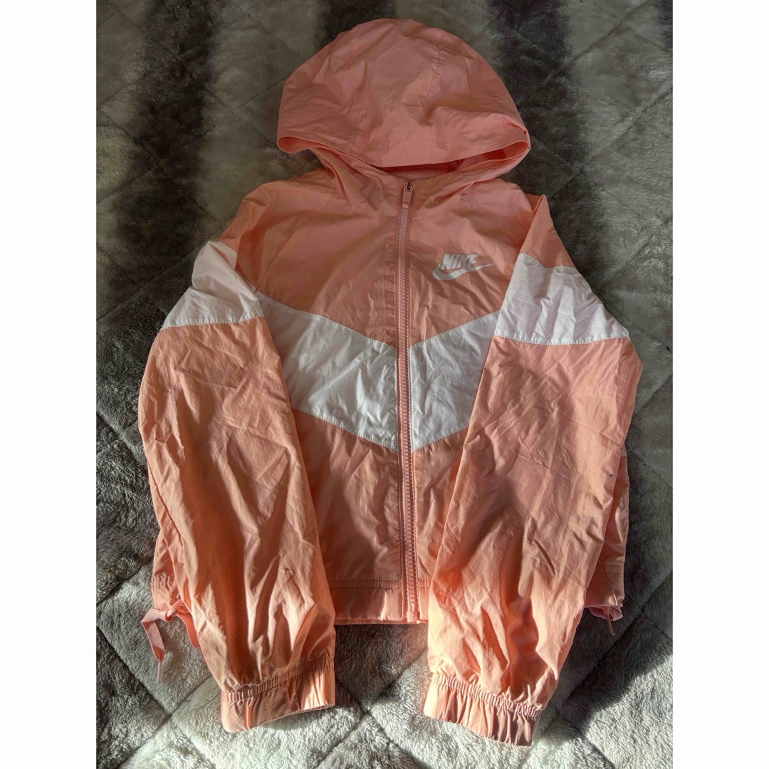 NIKE - キッズMサイズ☆NIKE☆ウィンドブレーカー☆の通販 by Easy