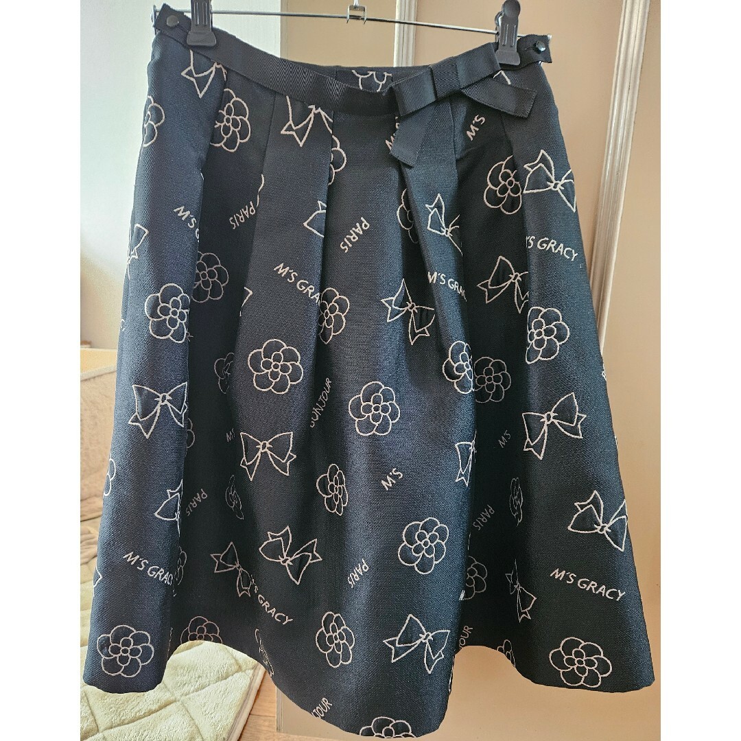 M'S GRACY - エムズグレイシーリボンカメリア柄スカートの通販 by こ