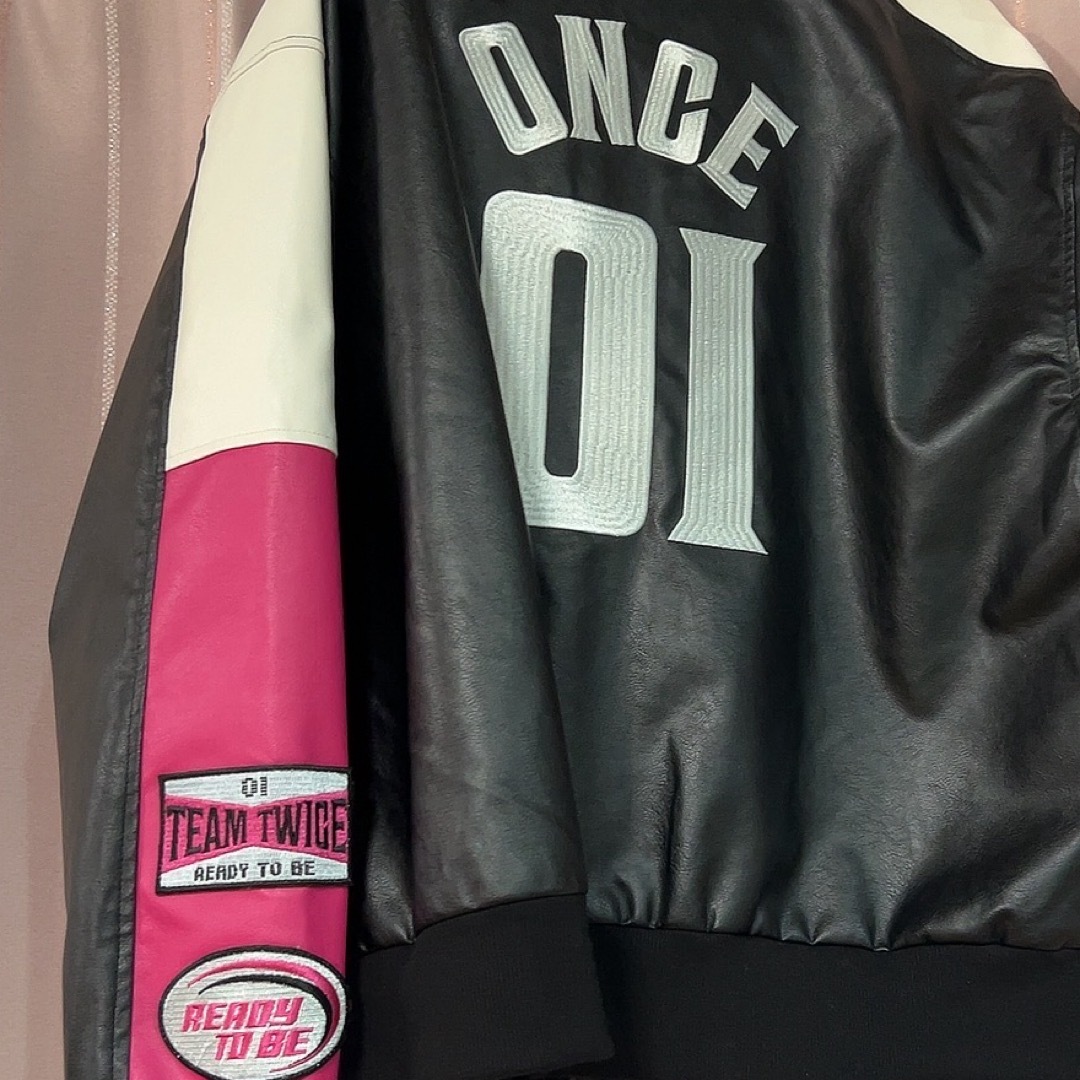 TWICE - TWICE スタジャン onceの通販 by ま｜トゥワイスならラクマ