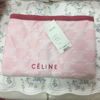 CELINE（毛布 ・ ピンク/桃色系）のフリマアイテム一覧