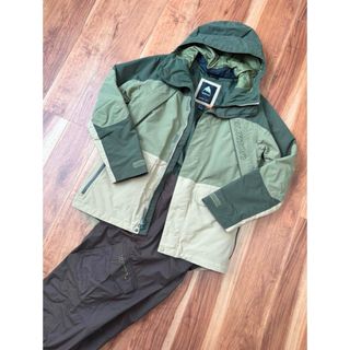 BURTON（スノーボード ・ グリーン・カーキ/緑色系）のフリマアイテム一覧