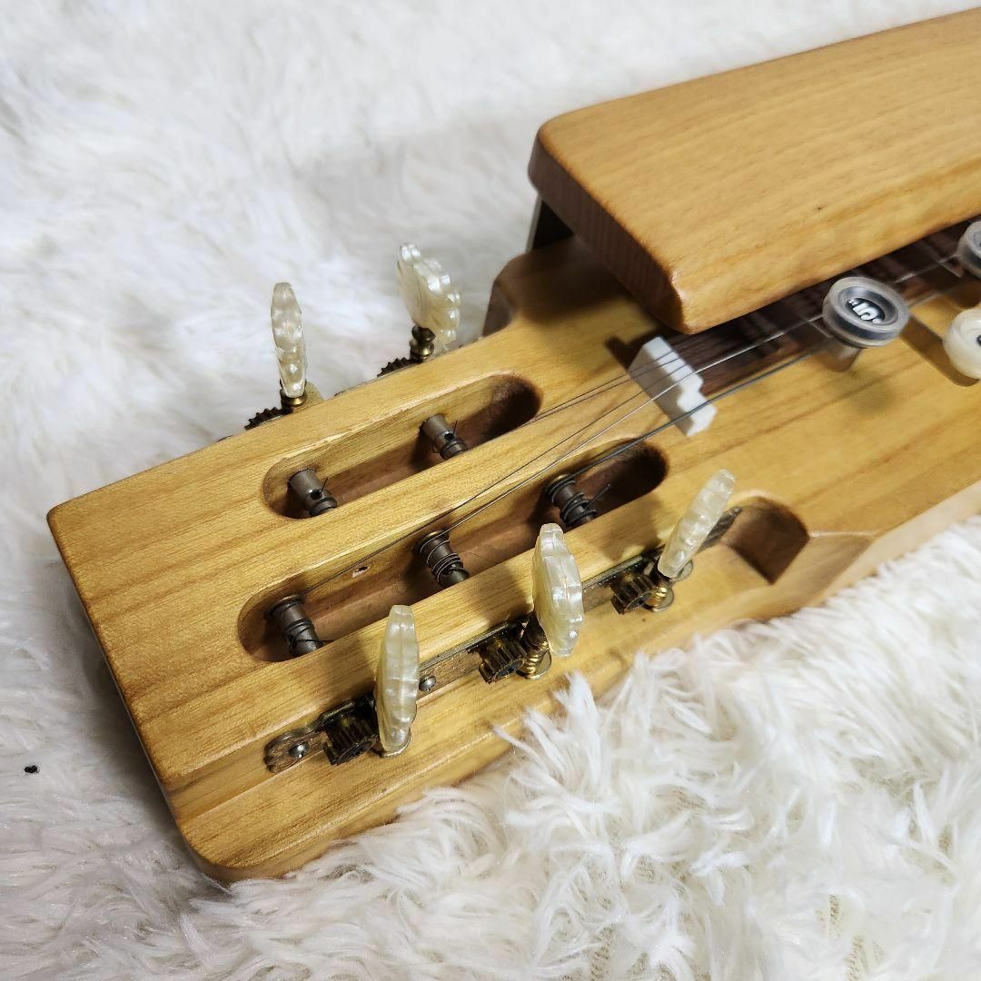 新品価格5.2万♪超美品】琴伝流 敷島 エレキ 電気大正琴 クリアの通販