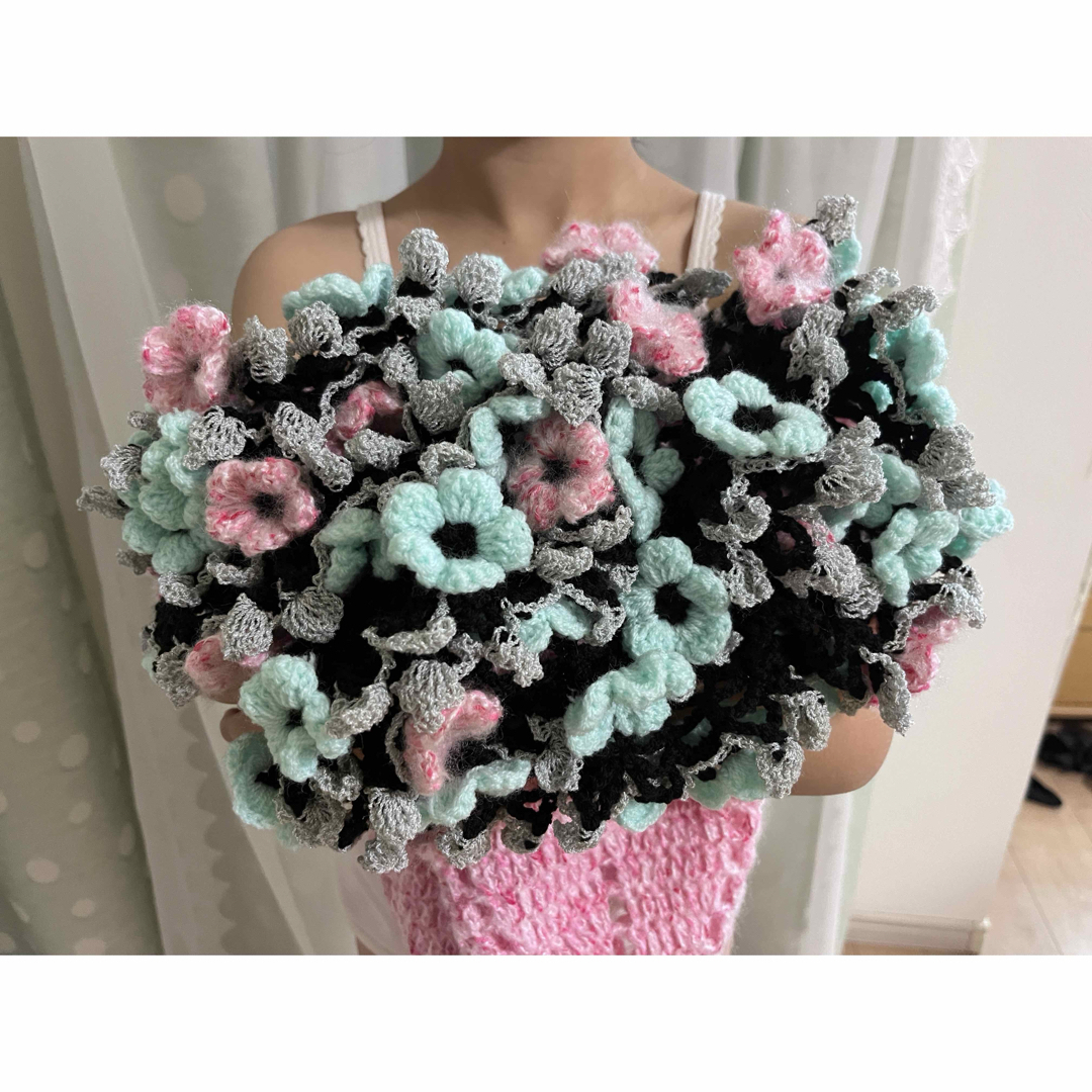 花束ブランケット 薔薇の花束 円形編み物 ハンドメイドひざ掛け用