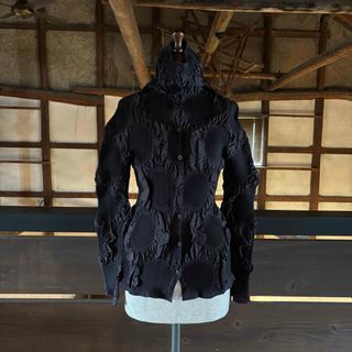 ISSEY MIYAKE（ドット ・ シャツ/ブラウス(長袖/七分)）のフリマ
