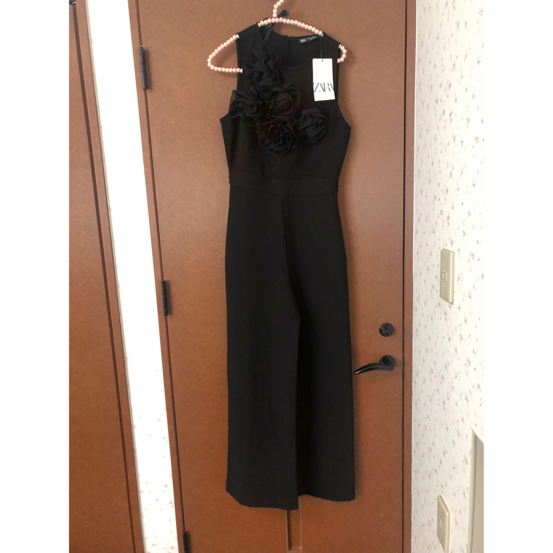 ZARA - 新品ZARA テクスチャー フラワー クレープジャンプスーツの通販