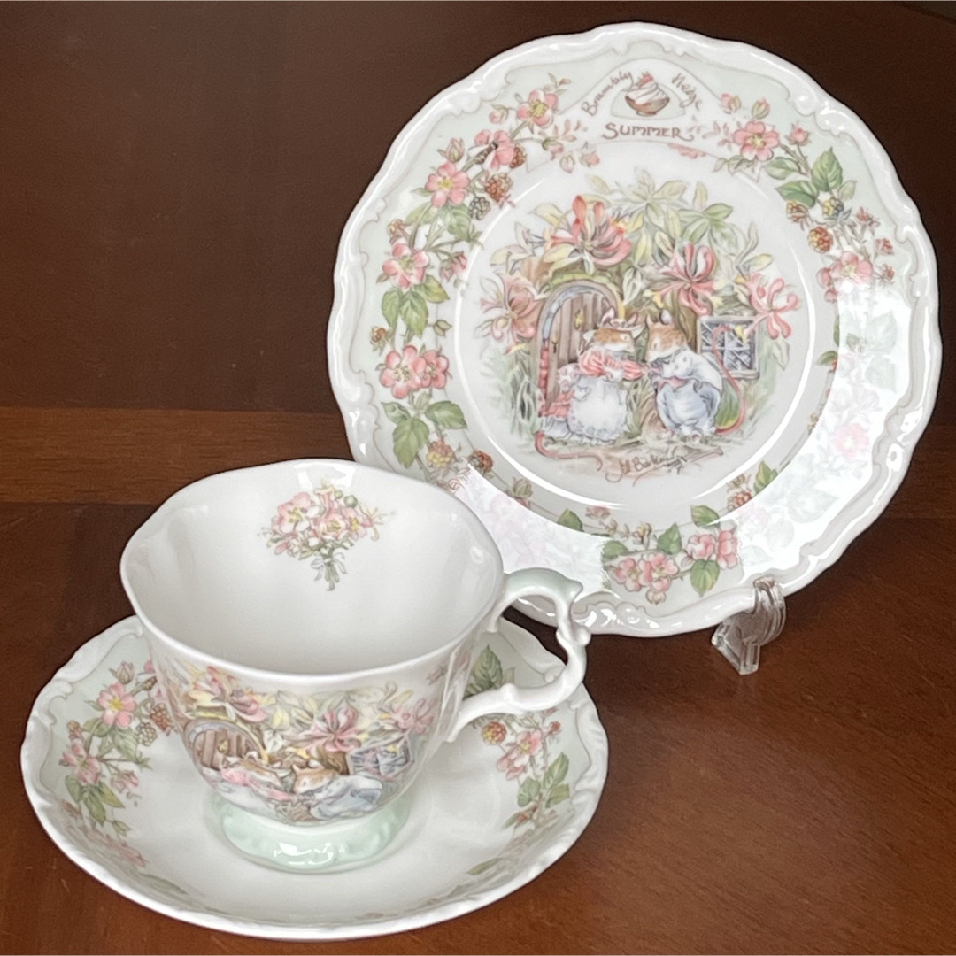 Royal Doulton - 【美品】ロイヤルドルトン☆ブランブリーヘッジ