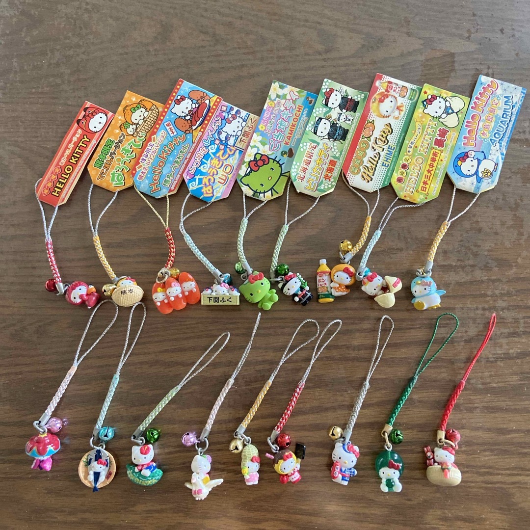 あ*ん様 ハローキティ ご当地ストラップ ハワイアンズバージョン