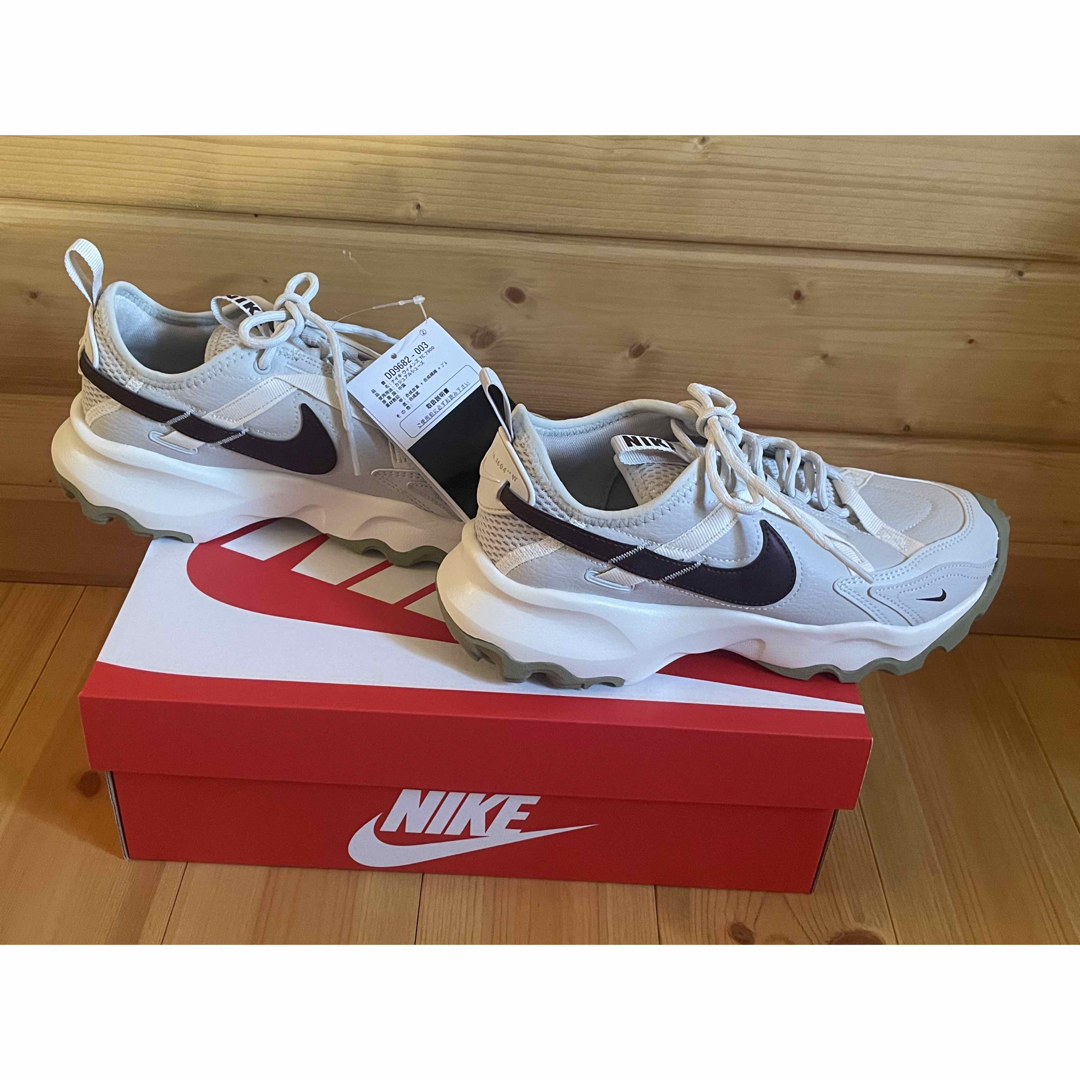 NIKE - 未使用品 NIKE TC7900 スニーカー 24cmの通販 by トイプー's
