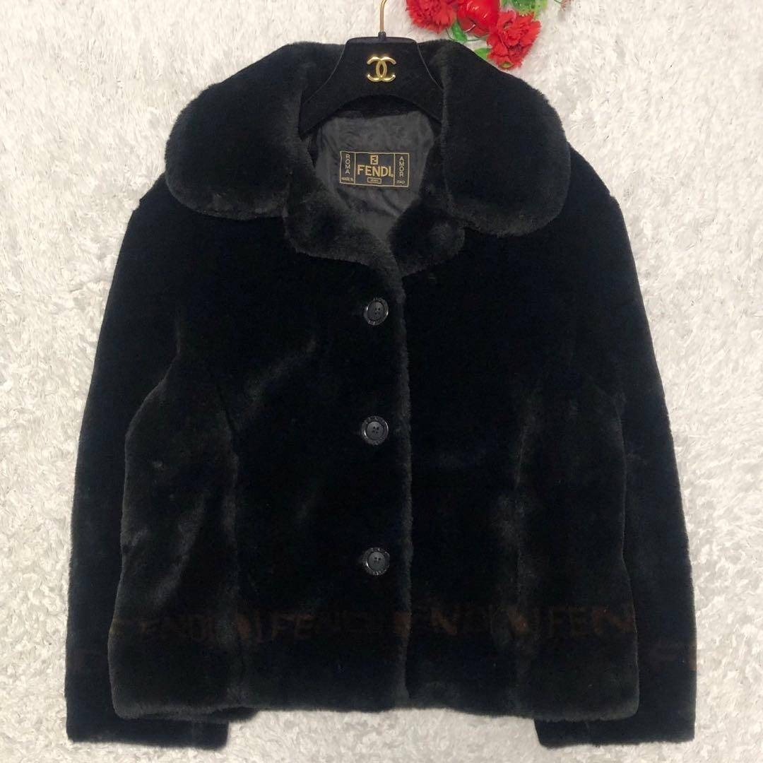 週末セール‼️ FENDI フェンディ ロゴラインデザイン エコファーコート