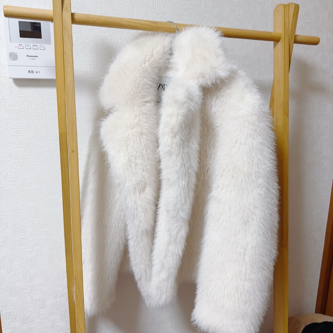 ZARA - ZARA フェイクファージャケット ZW COLLECTION ホワイト 白Lの