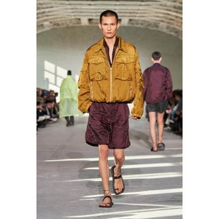 DRIES VAN NOTEN（ブルゾン）のフリマアイテム一覧
