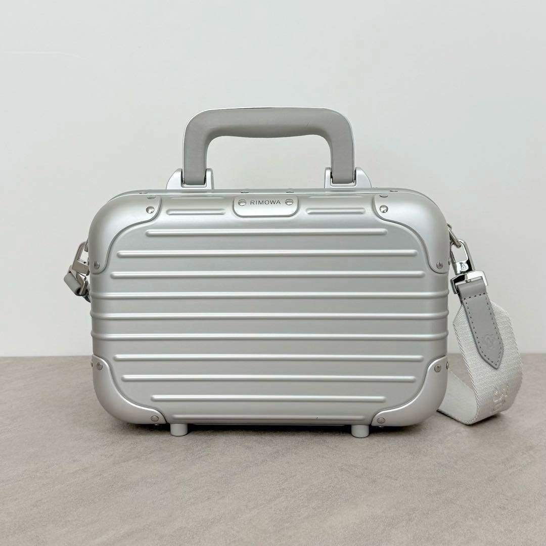 RIMOWA - 〈数回使用〉RIMOWA ORIGINAL クロスボディ19 シルバーの通販