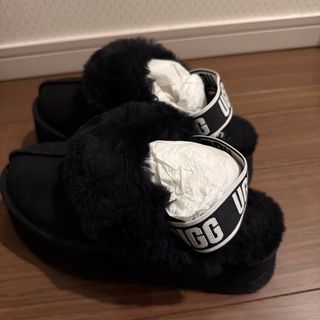 UGG - Ugg ファーサンダル ピンクの通販 by ココア's shop｜アグならラクマ