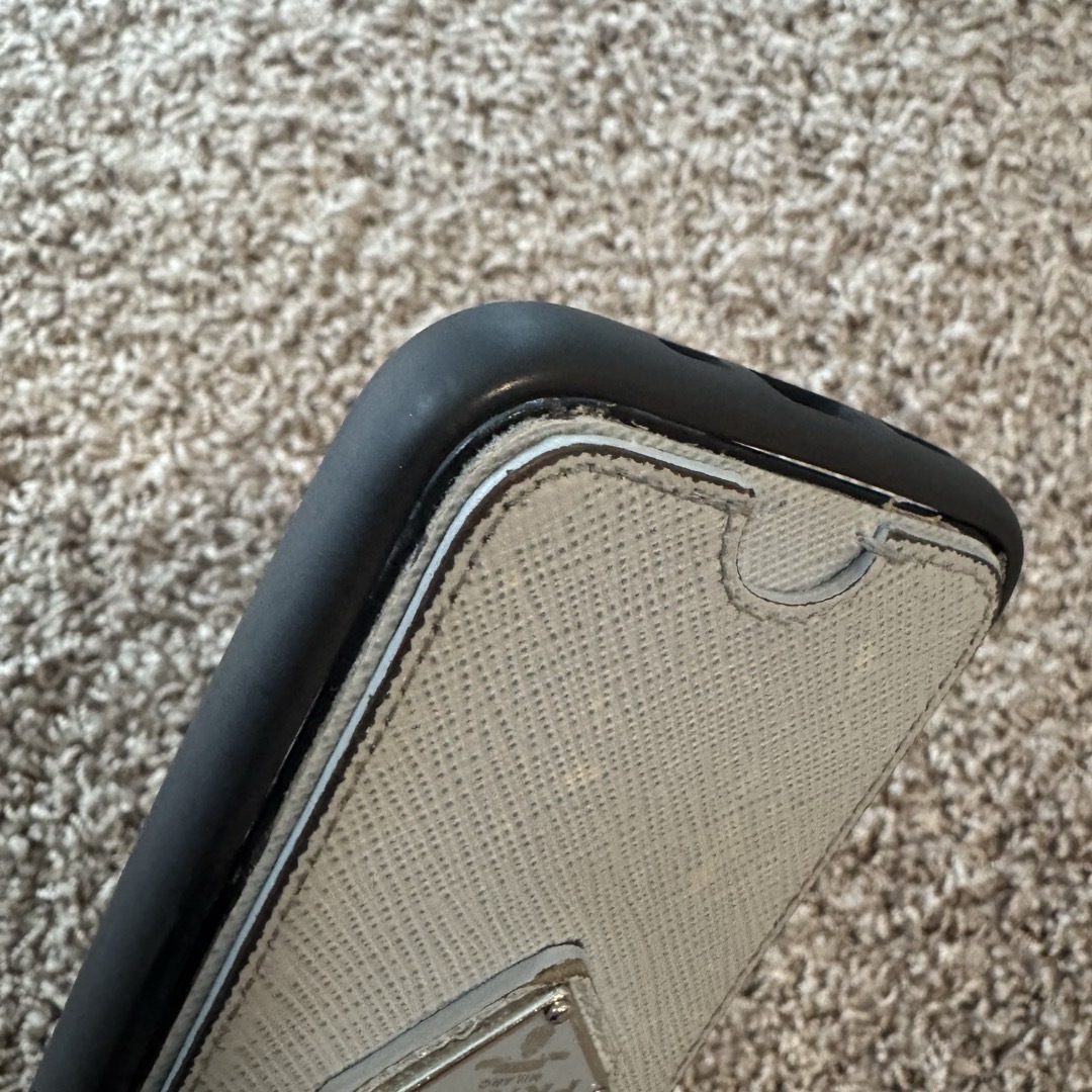 PRADA - PRADA サフィアーノレザー iPhone15proケースの通販 by