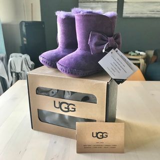 UGG（パープル/紫色系）のフリマアイテム一覧
