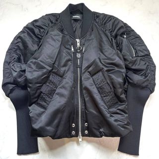 DIESEL（ブルゾン）のフリマアイテム一覧