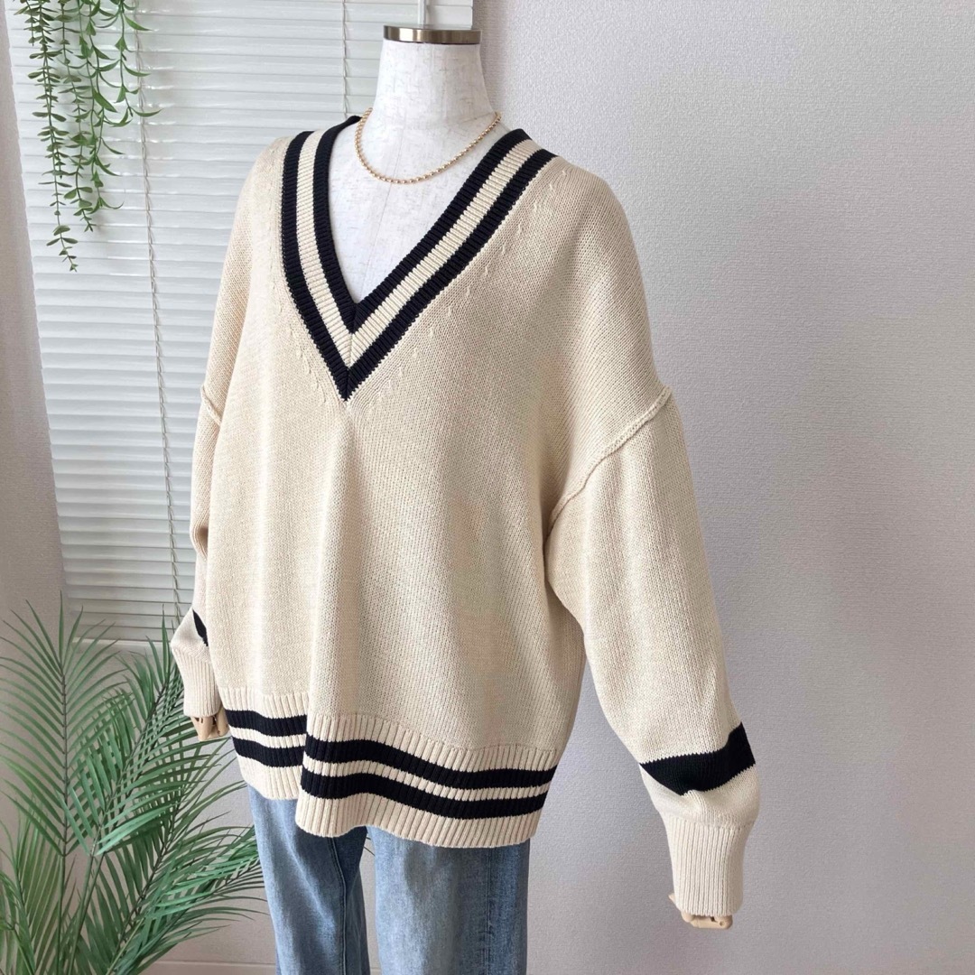 JOURNAL STANDARD - 【2024SS】L'ESSAGラインVネックプルオーバー