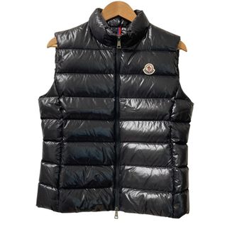MONCLER（ダウンベスト）のフリマアイテム一覧