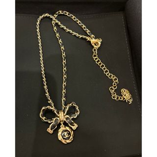 特年1982年 K22 ソブリン金貨 1ポンド エリザベス2世 トップの通販 by