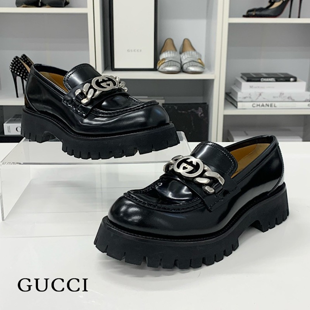 GUCCI - M12666 グッチ レザー インターロッキングG チェーン
