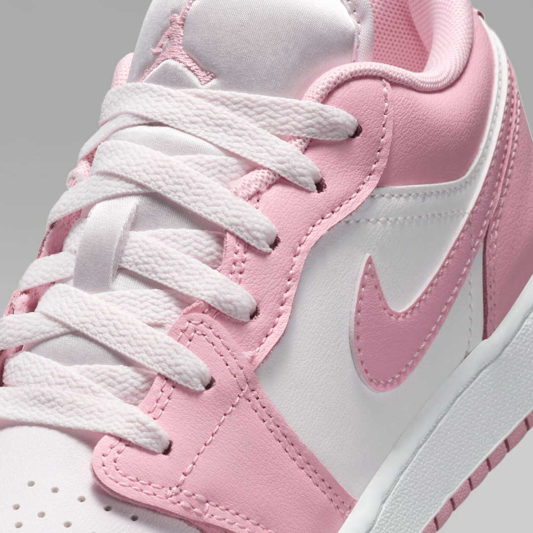 Jordan Brand（NIKE） - 【新品23.5cm】NIKEエアジョーダン1LOW GS