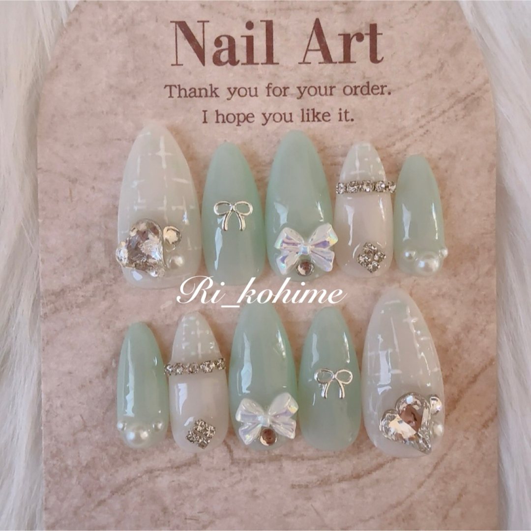 ネイルチップ エメラルドグリーン 緑 ミントグリーン メンカラ 推し