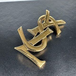 Yves Saint Laurent（ブローチ/コサージュ）のフリマアイテム一覧