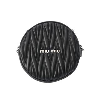 MIU MIU（レザー ・ ポーチ）のフリマアイテム一覧