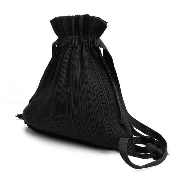 プリーツプリーズPLEATS PLEASE プリーツ巾着バッグ 黒 (K-137401)