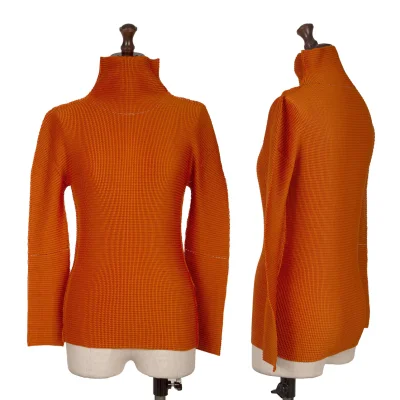 ISSEY MIYAKE me フェザープリントストレッチプリーツカットソー 黒他F