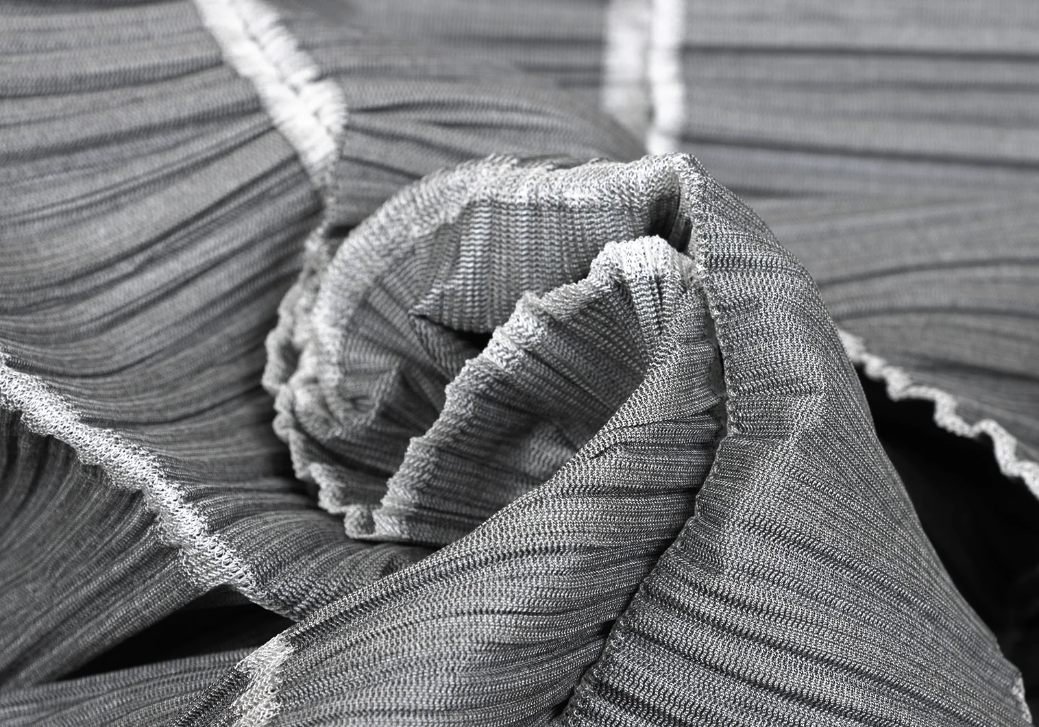 プリーツプリーズPLEATS PLEASE ストライプ織りスクエアネック